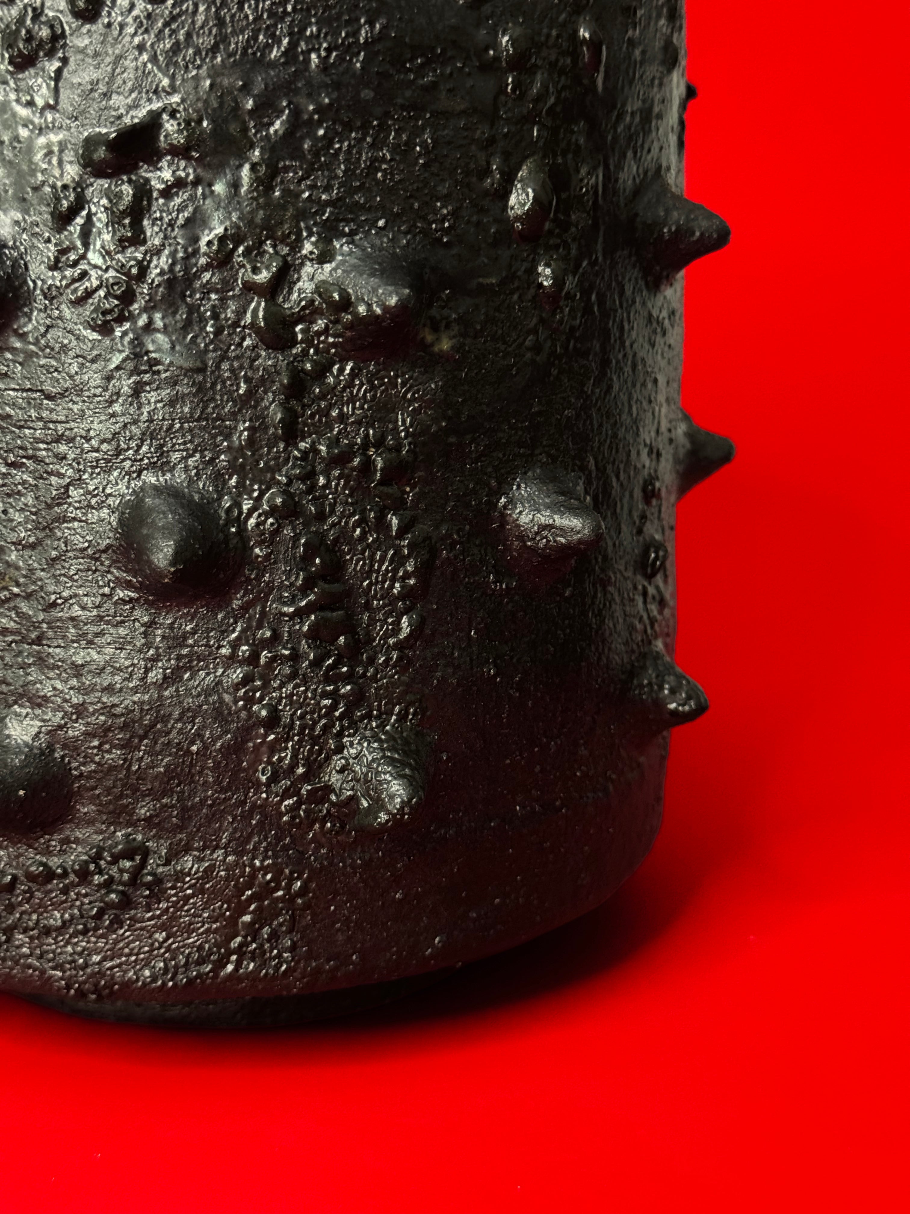 Impending Vase - ll